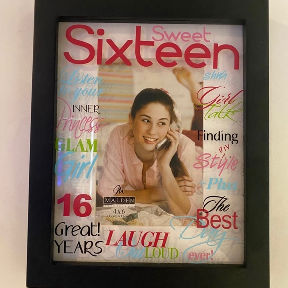 Party City Other - Photo frame